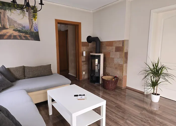 Marburg Apartment Entspannter Erwin In Ruhiger Waldrandlage Mit Balkon Und Kamin