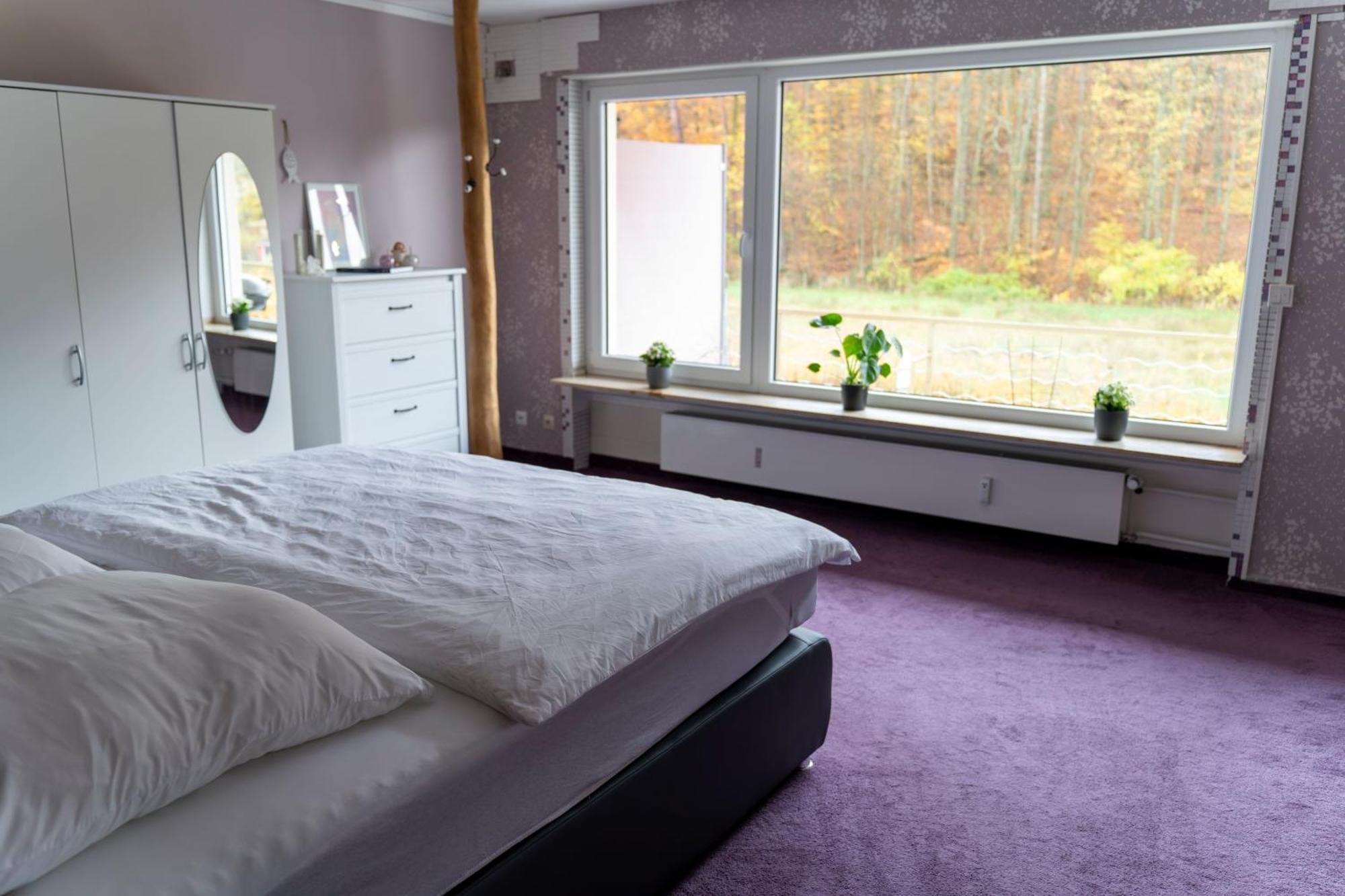Entspannter Erwin In Ruhiger Waldrandlage Mit Balkon Und Kamin Marburg